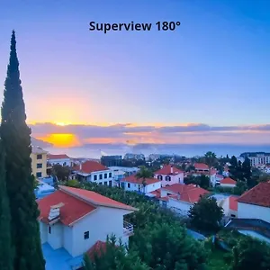 Apartment Big Apartment With Ocean Views, Ideal For Groups, Funchal (Madeira)